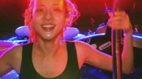 2NE1 - DO YOU LOVE ME M_V 1420