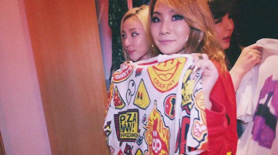 2NE1 - DO YOU LOVE ME M_V 3676