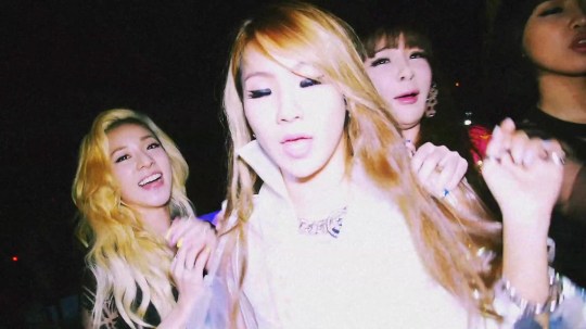 2NE1 - DO YOU LOVE ME M_V 3847