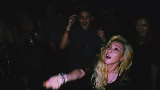 2NE1 - DO YOU LOVE ME M_V 5007