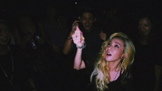 2NE1 - DO YOU LOVE ME M_V 5010