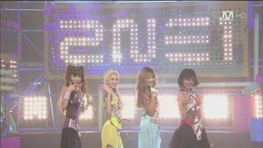 2NE1_0808_M Countdown_COMEBACK_DO YOU LOVE ME 6435