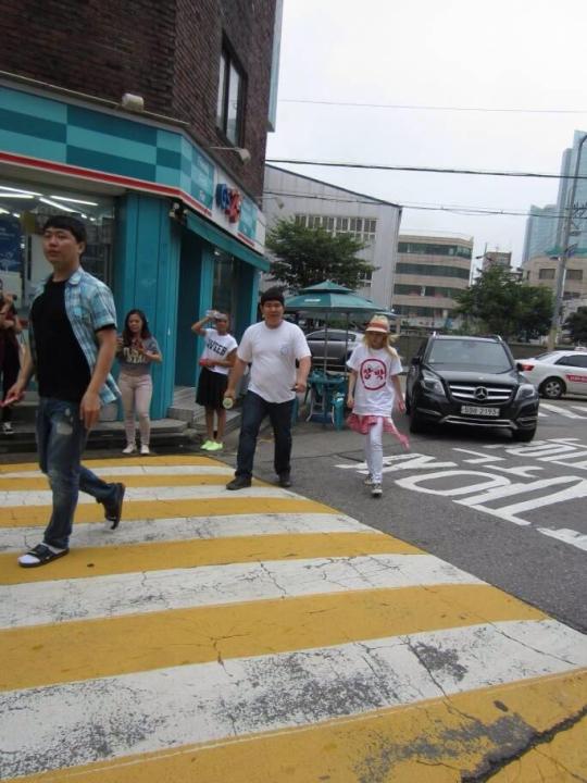 BQ81UpCCUAEdG86.jpg large