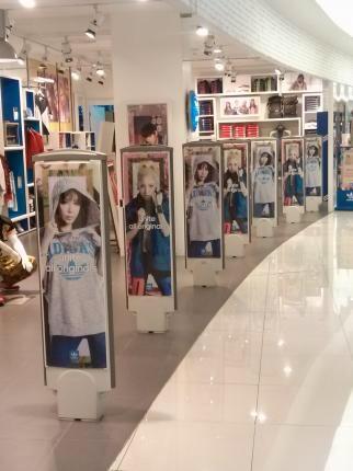 BRxFQPzCYAEpCHD.jpg large