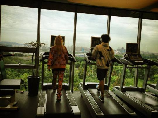 1235186_226891384101573_797463849_n