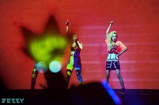 7f5e3f4ejw1e89s1uwakcj218g0tmx09