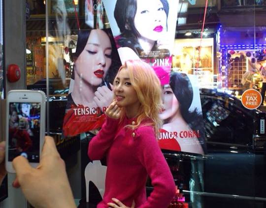 1376374_341035359376262_378470947_n