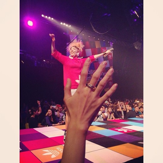 587b2e382f6611e3902022000a1ddbd3_8