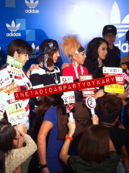 63fcfc91gw1e9cw8jrrd8j20da0hsmzt