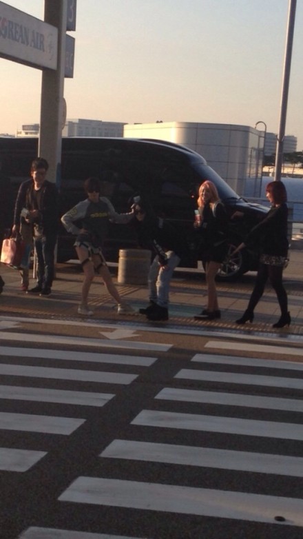 6763c61bjw1e95bs1zfo4j20f00qo0va