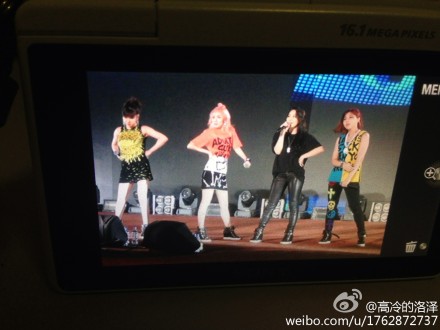 69134da1jw1e965fyjjf5j218g0xcdq2