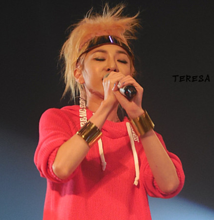 9dad6b7agw1e9dxenjshej20ca0comyc