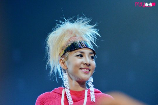 a0afc667gw1e9d4h7m9t8j21kw11xqfv