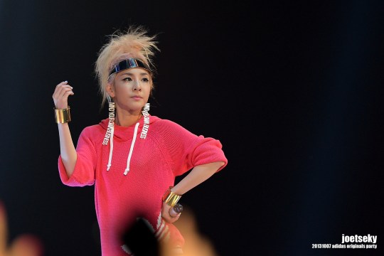 afbb4a4egw1e9fhdtf5cwj21hb0zkx3t