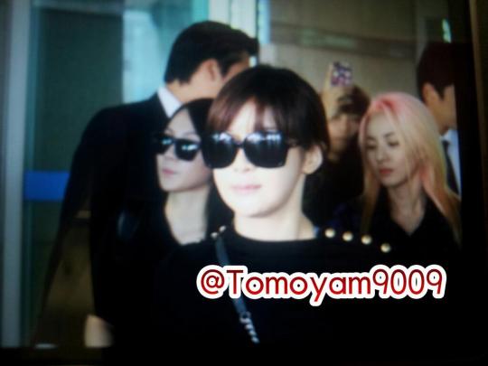 BVjKJUXCQAAKIEl.jpg large