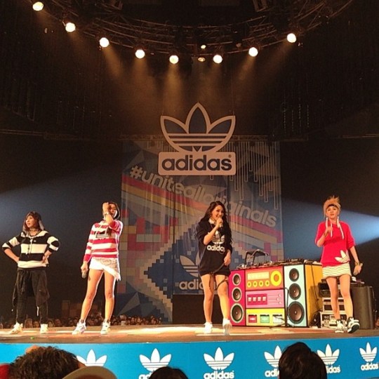 cccc5ae42f6811e3885d22000ab5bc4c_7