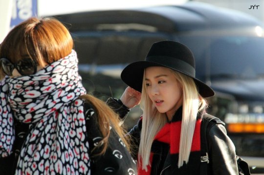 6b5f80ccgw1earsux0r3pj21kw11x151 (1)