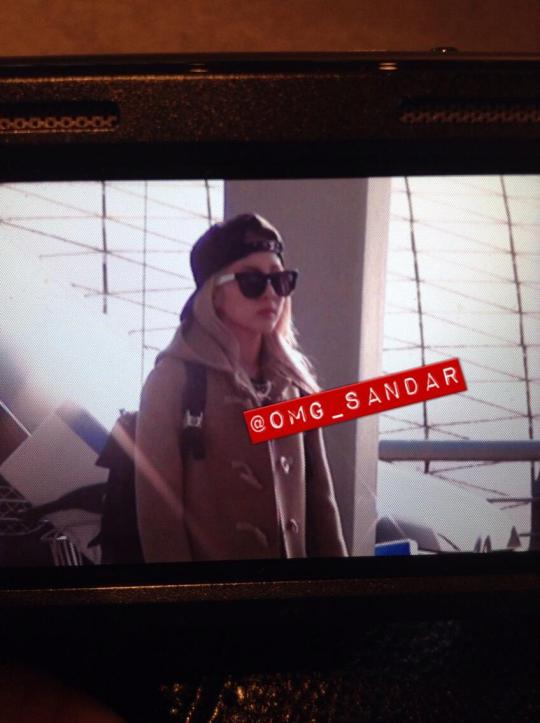 BYMLuM4CEAAcgeK.jpg large