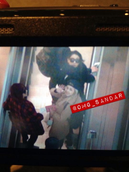 BYMMTYjCYAARmKc.jpg large