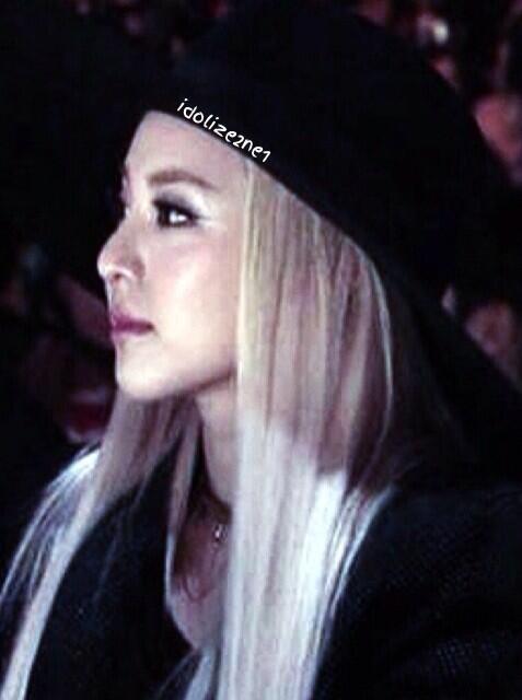 BZrVSQeCcAArBeo.jpg-large