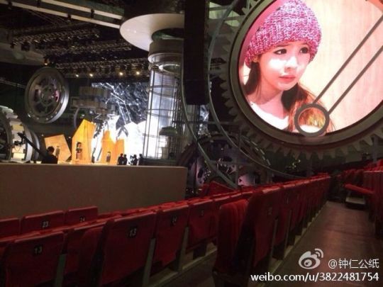 e3d6715agw1earugafg7sj20hs0dc75h