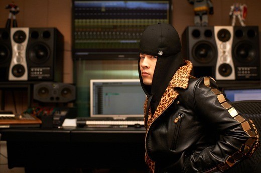 단독테디가-밝힌-2NE1의-크러쉬-심혈-기울인-음악인터뷰_1