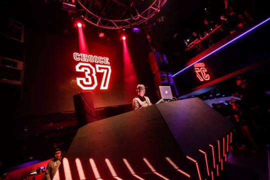 1888745_220806948118236_458636368_n