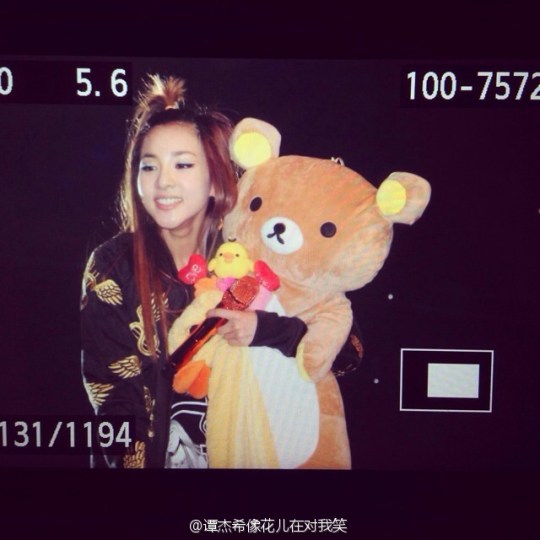 6ae89e76jw1eep07stkfbj20hs0hswgf