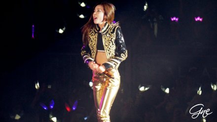 9e3dab2agw1eepriwg1jzj21kw0w046z