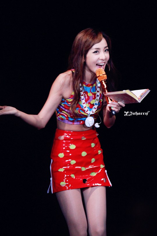 6245214djw1efcsjdoamzj20rs15otmv