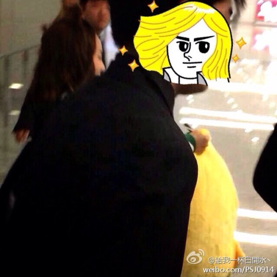 65959b96jw1efaes37ud9j20hs0hs40j