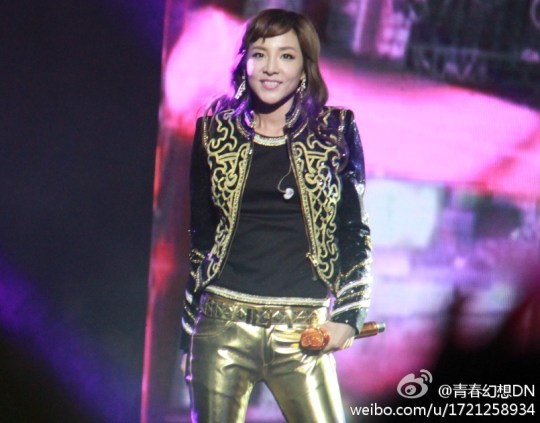 669853b6tw1efmcgfwy40j20md0hj77e