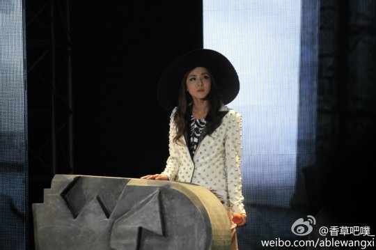 6cac64acgw1efda1by4roj21kw11xtla