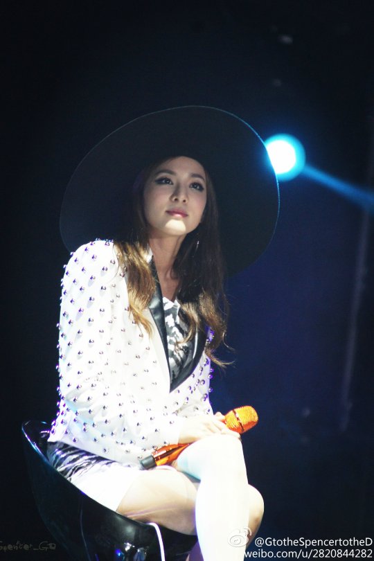 a822aafagw1efd4f7et2uj21kw2dch6t