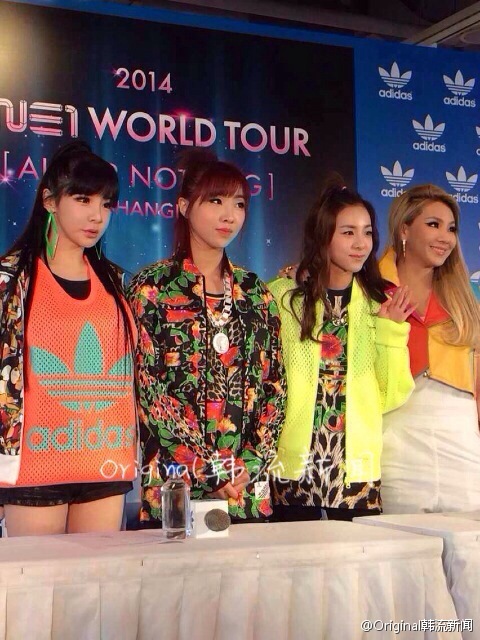 bcd32025jw1efauxtago5j20dc0hsq60