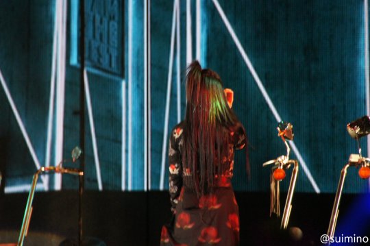 ec7e98eajw1efd2bk56eaj21kw11u7fz