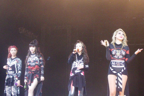 051814_2ne1