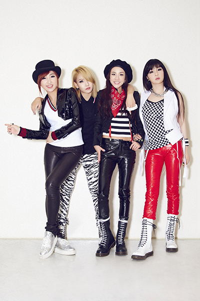 20140625_2NE1_1