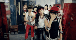 tumblr_n733xejnWG1r61544o4_250