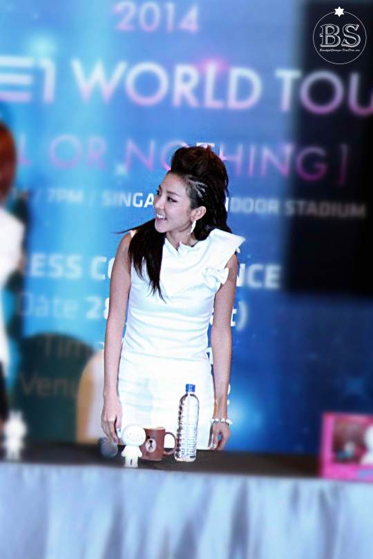 e3db5ac6gw1ehv2iyijmdj21c22047ok