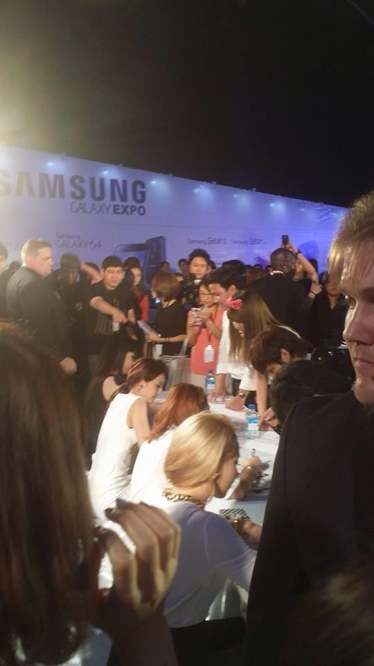 2ne1-press-conference-in-myanmar-15