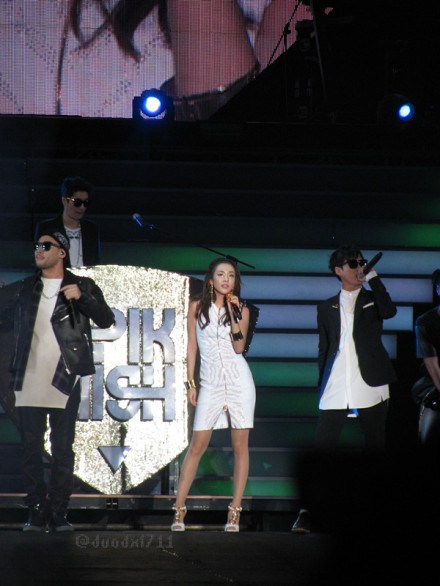 6e1b6de2gw1ejw7sk7hnwj20go0m8420