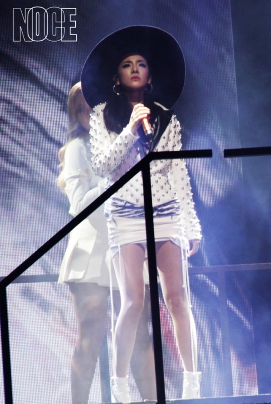 005tyjgdgw1eklnv4ssioj30yo1ftk4c