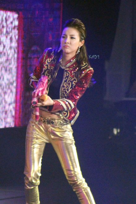 9bbfa231gw1ekmv3u5fzyj21kw2dcnnn