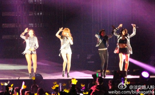 005A9baKgw1elgw78h3y3j31je0ycwtl