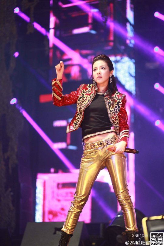 6b85be3ejw1el3nqe0ib7j21kw2dckad