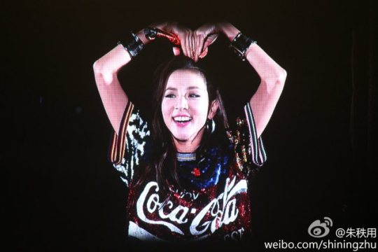 6ba4bd20jw1elgxd1lvjxj21kw11xaid