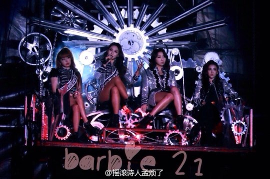 6f20fbd5jw1elj6wgn76hj20rs0iin23