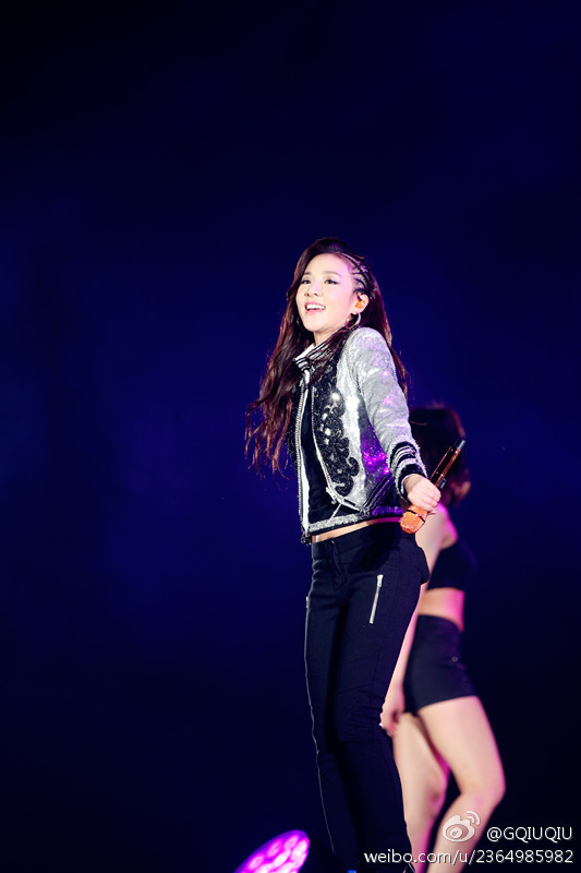 8cf6d27ejw1elhztom828j20et0m8gn1