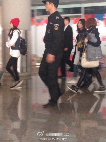 923987a5jw1elhpzbpzu5j20dc0hsq51